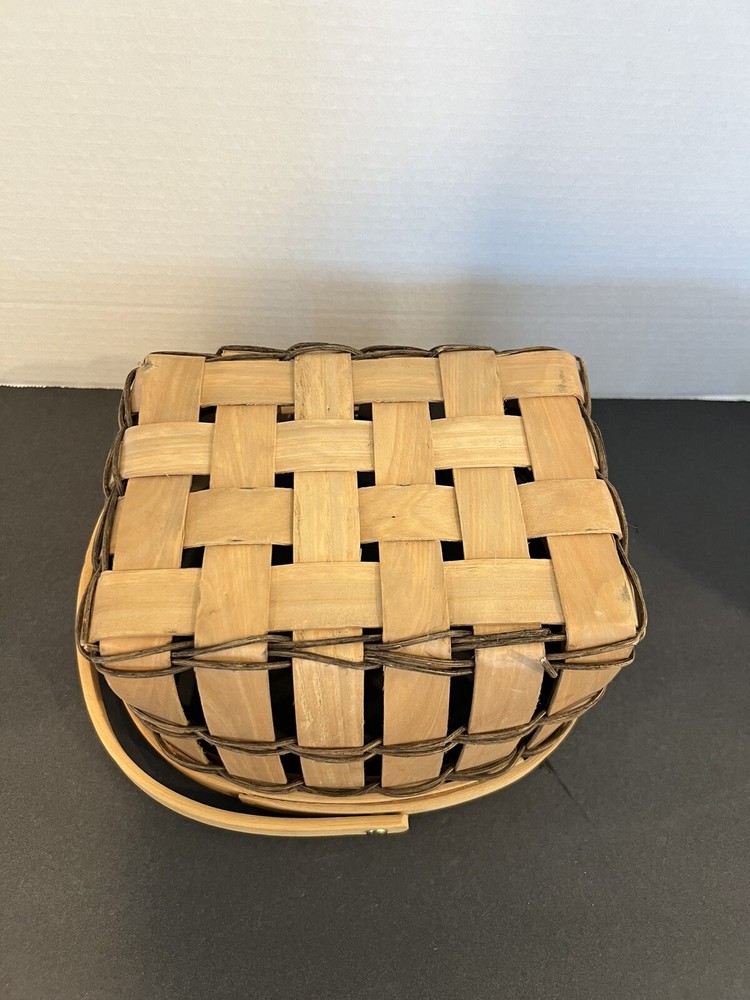 Woven Wood Basket w/Single Moveable Handle