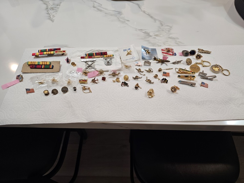 Airline Pin Collection McDonnel Douglas