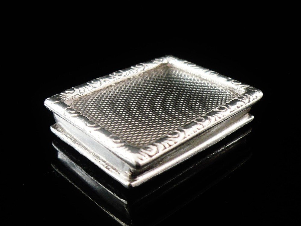 Sterling Silver Pill or Patch Box, John Charles Lowe, Hallmarked London 1937