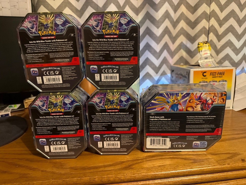 Pokemon Sealed Tin Lot