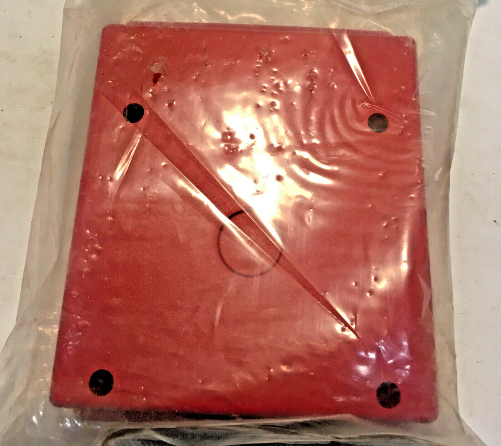 EST G4RB Surface Box Red