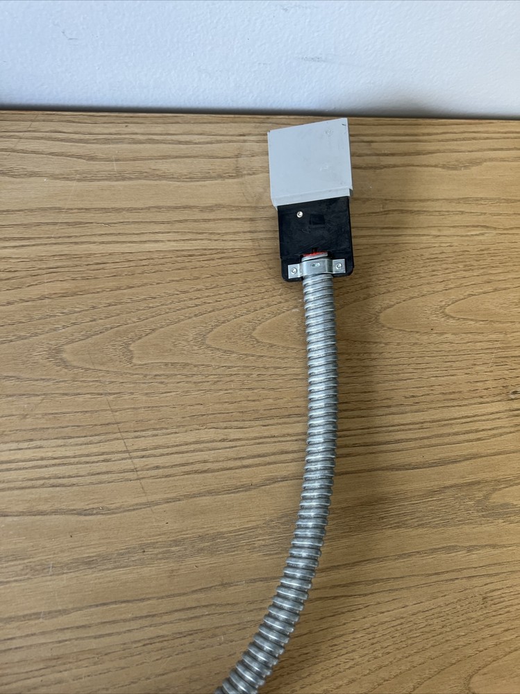 Global Industrial Pass Through Cable For Non Powered 36" Panel