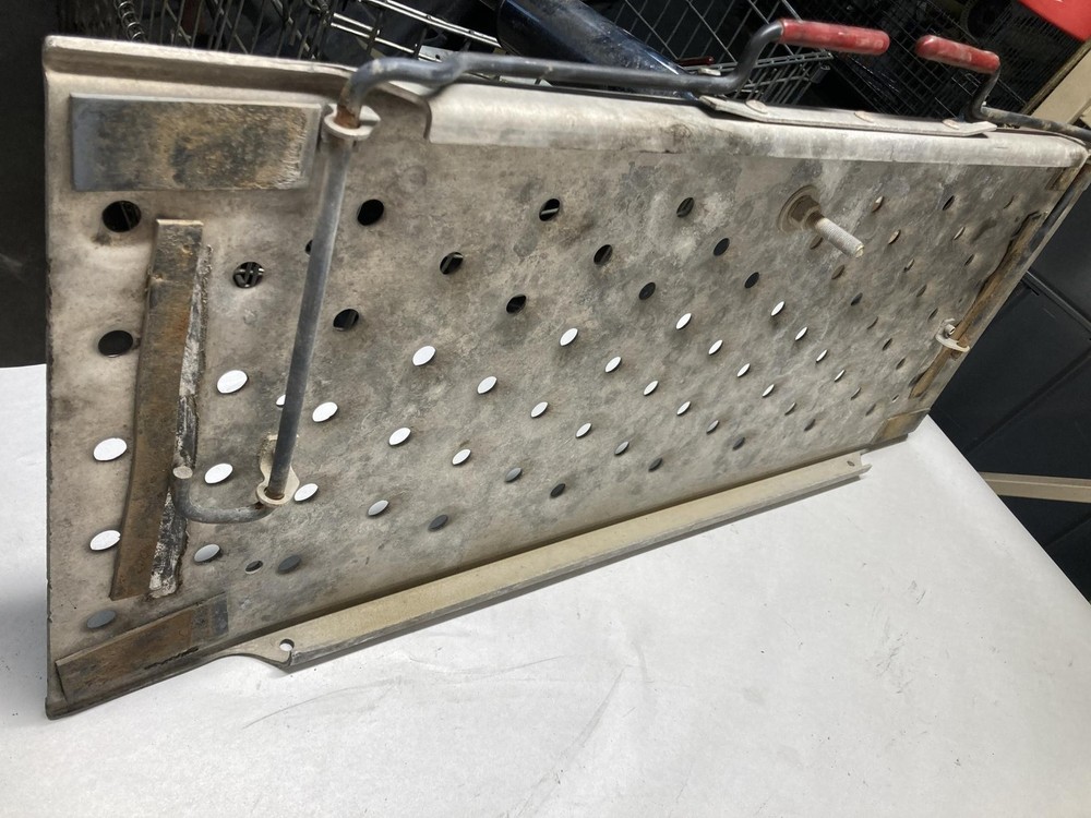 Freightliner CORONADO 14 x 33.5 Deckplate - Used