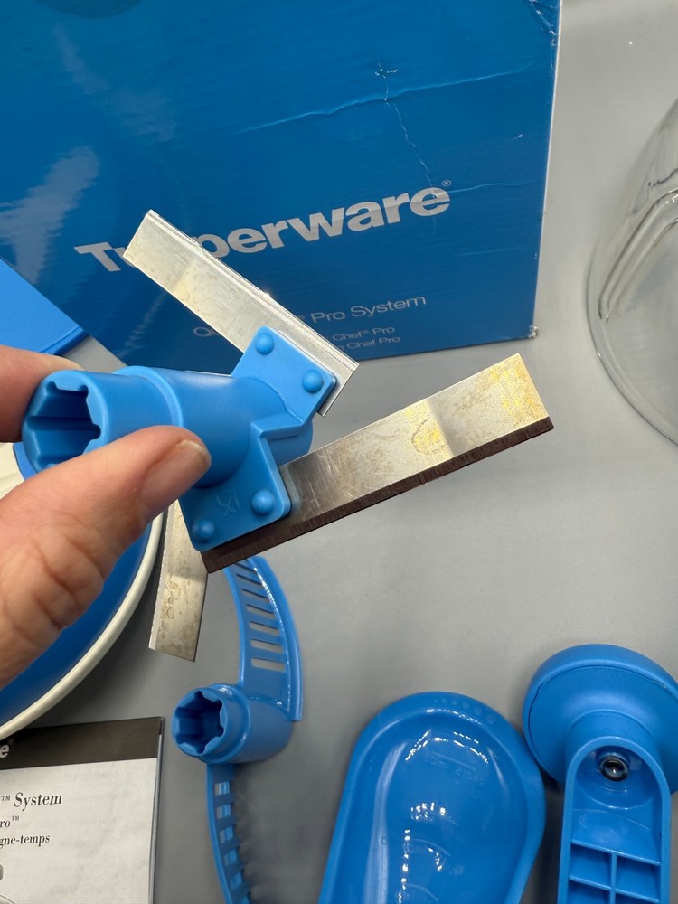 TUPPERWARE Quick Chef Pro System Blue Manual FOOD PROCESSOR Chopper