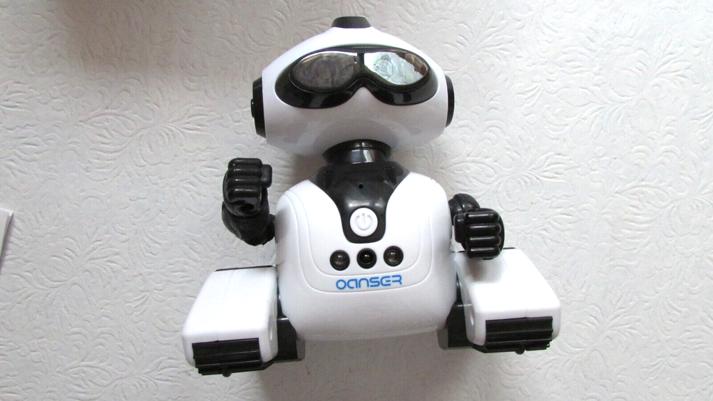 JRC Cady Wish 2.4G Intelligent Interactive Remote Control Robot WHITE