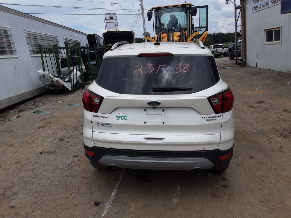 Info-GPS-TV Screen Front 8.0" Screen Fits 16-19 ESCAPE 1313042