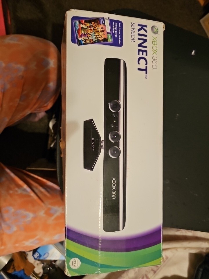 Microsoft LPF-00068 Motion Sensing Gaming Sensor  KINECT Xbox 360 Model #1414