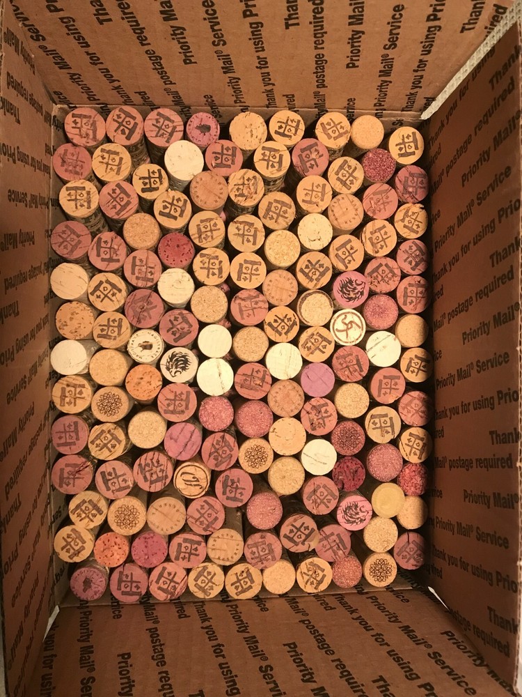 390 used wine bottle corks (approximately)