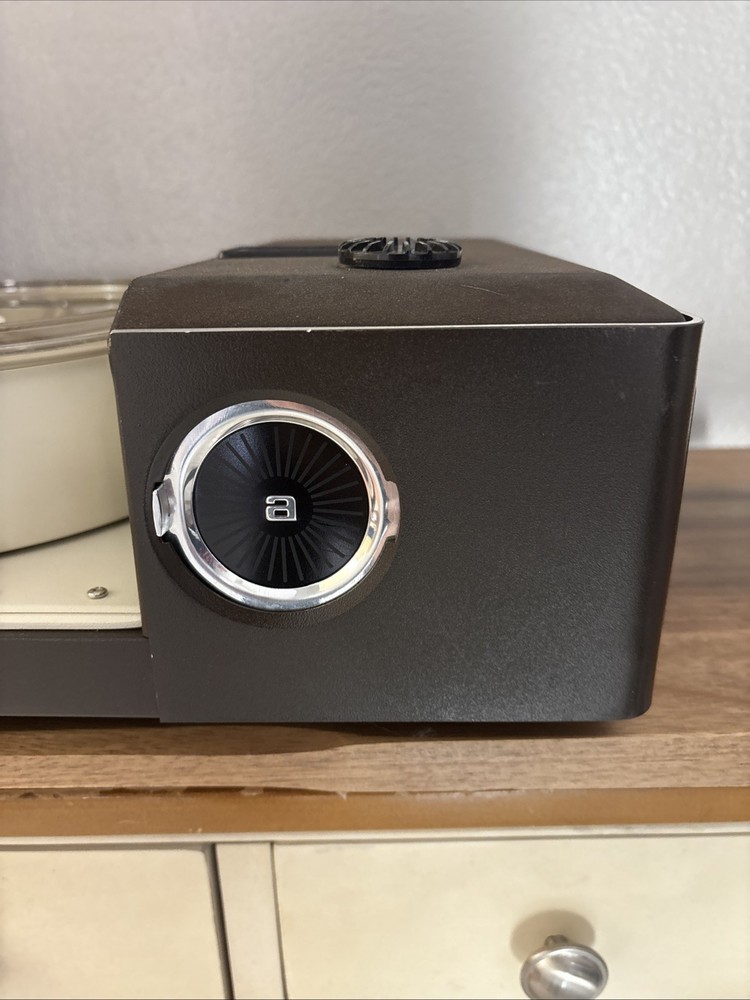 Vintage Argus Roundabout 910 Slide Projector With Tray - Untested