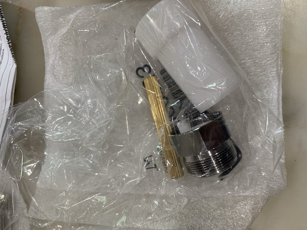 Brizio Volume Control & Rough 3/4”T66640-bn R66600
