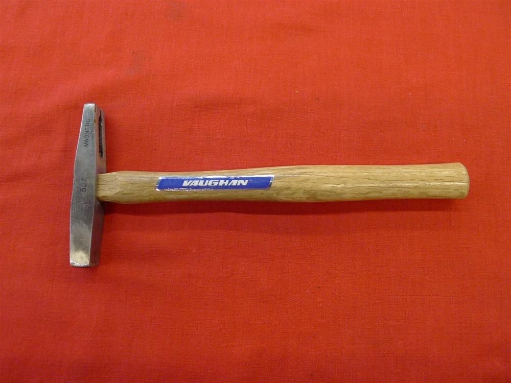 Vaughan SBP5 5oz Tack Hammer