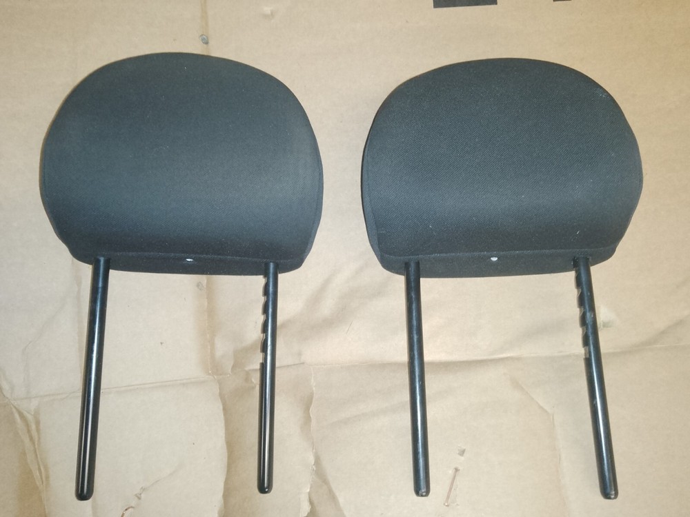 PEUGEOT 207 06-12. FRONT HEAD RESTS