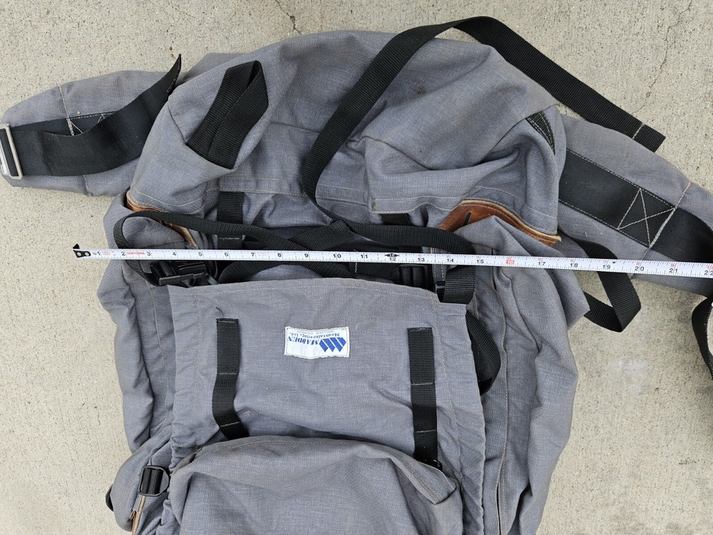 MADDEN Mountaineering Backpack