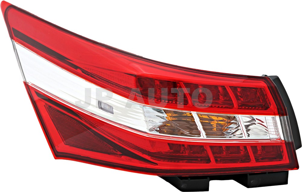 For 2013-2015 Toyota Avalon Tail Light Driver Side