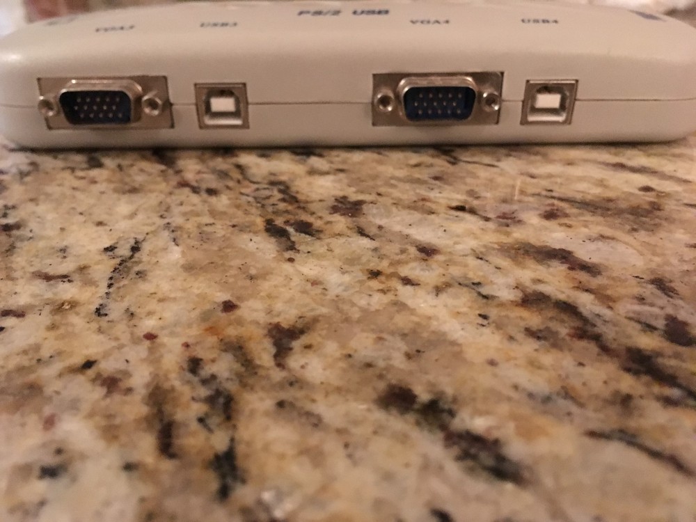 4 Port KVM Switch --- Model KYS-104USB