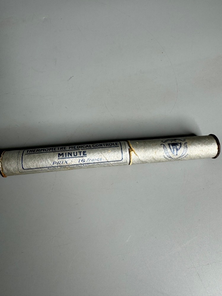 French vintage empty medical thermometer box