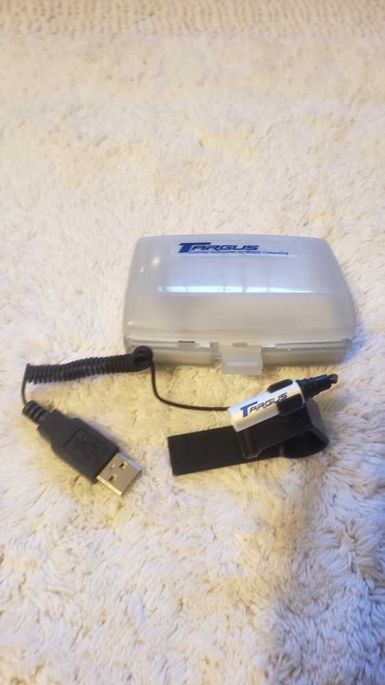 TARGUS NOTEBOOK USB LIGHT PINS ONTO LAPTOP FOR MOBILE COMPUTING! FREE SHIPPING!