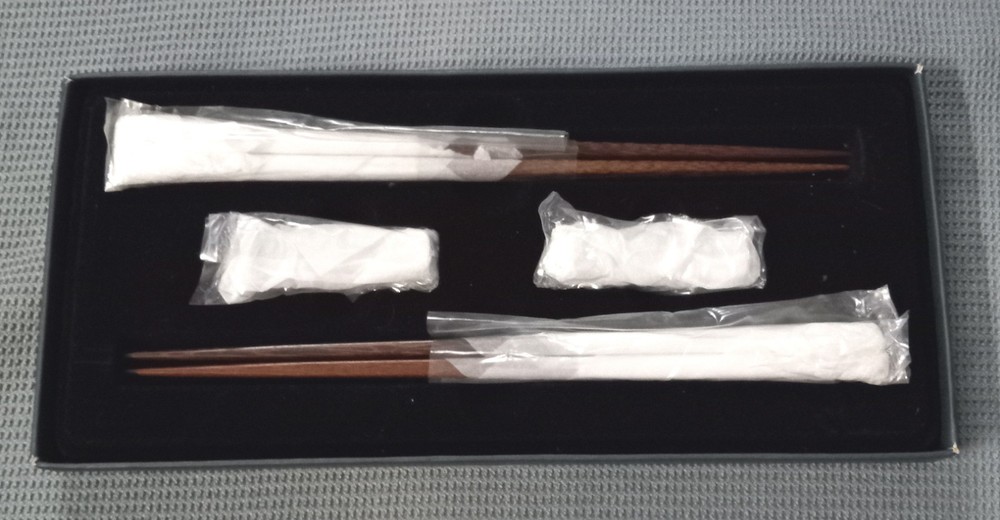 2 Pair Silver Plated Teak Wood Longevity Chopsticks Set with Rest