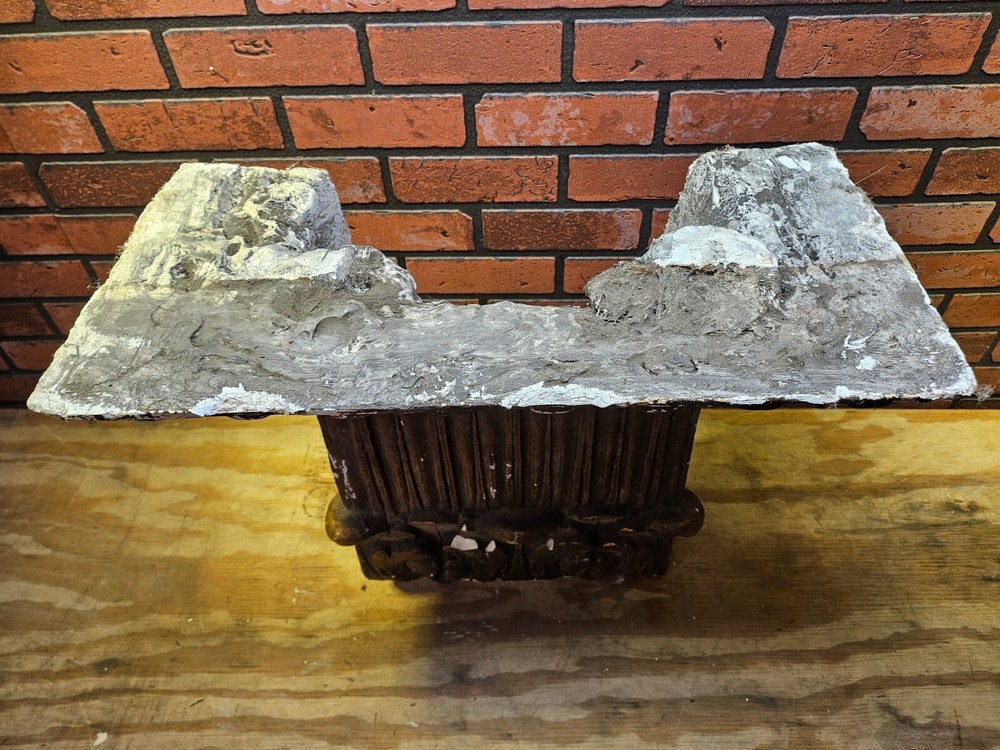 Vintage Column Capital Pilaster