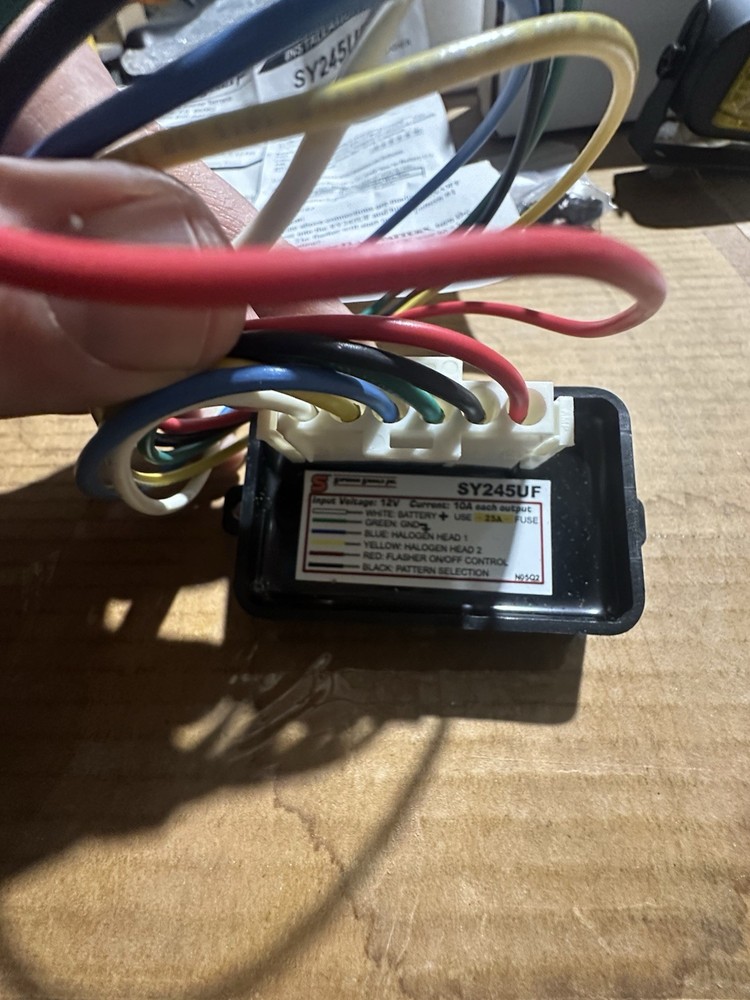 Sound off signal universal solid state flasher & 2 Amber multi pattern Light Kit