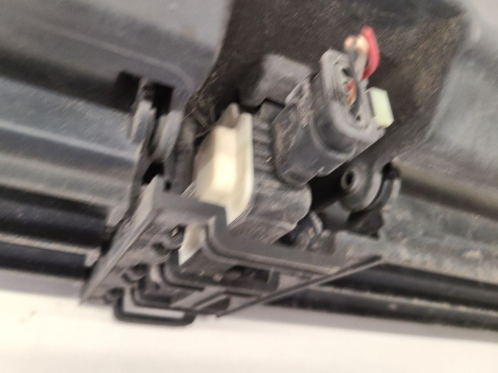 2019 JEEP CHEROKEE Air Shutter