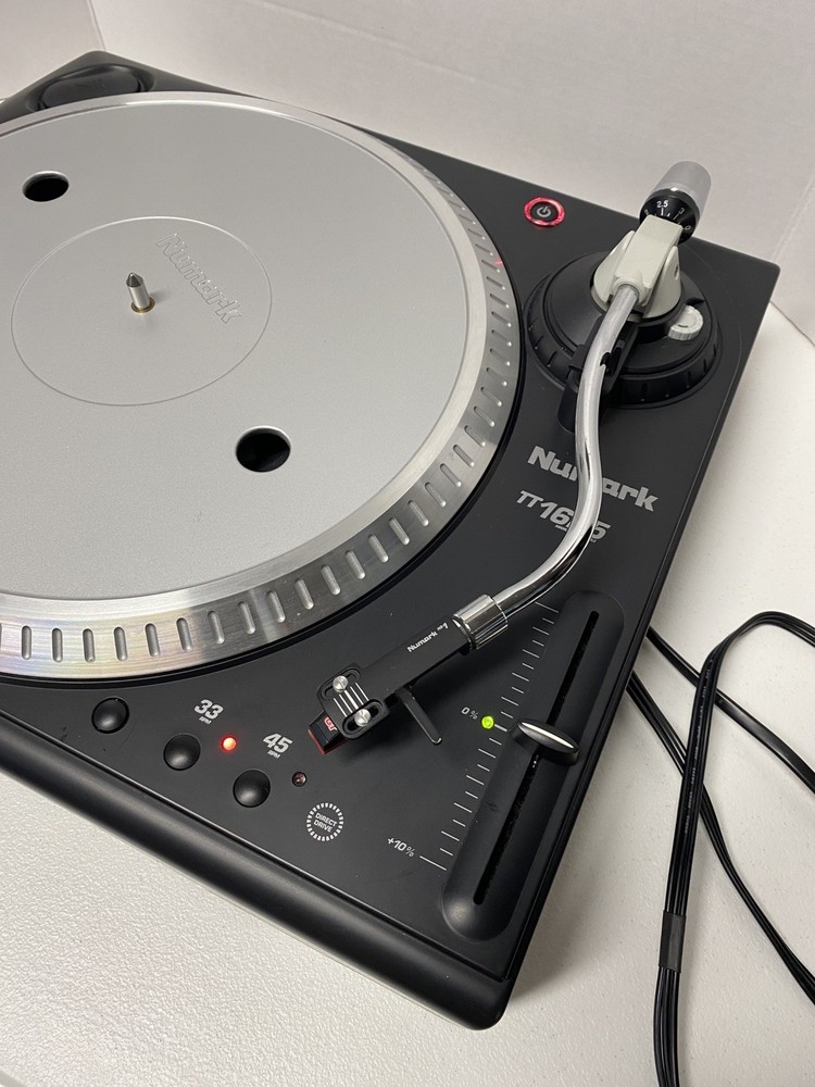 Numark Dj Manual Turntable TT-1625 (tested) See Description.