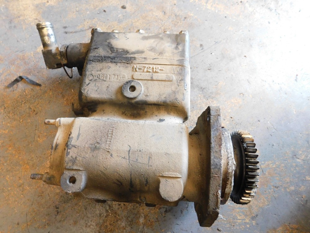 Detroit DD13 DD15 Engine Bendix Air Brake Compressor RA0011307215 Bendix