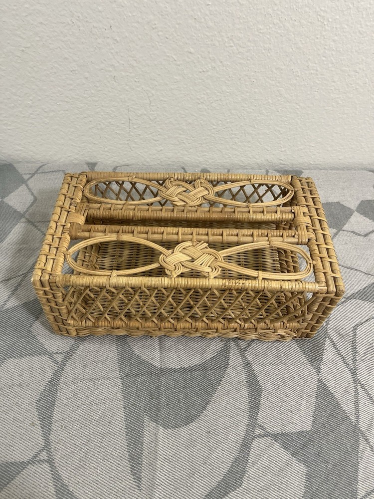 Vintage Rattan Wicker Tissue Box Cover Beach/Boho Decor