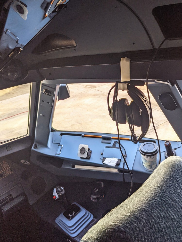 Aviation Headset Hook for A320/321 and CRJ