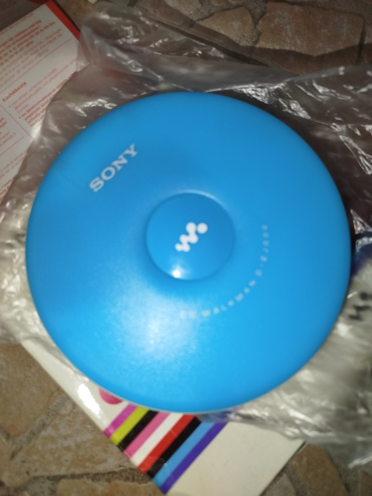 Sony Disc-man D-EJ000 ( Working )