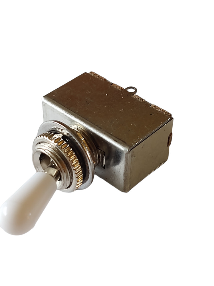 3-way Box Switch w/ 5 ft 4 Conductor Shielded Wire Chrome / White Tip