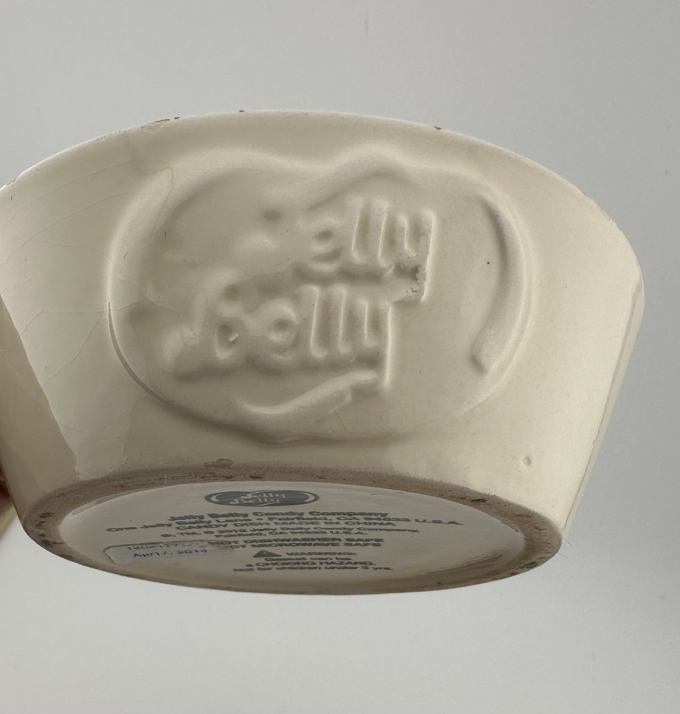 2014 Jelly Belly Ceramic Mini Blueberry Pie Candy Dish with Lid