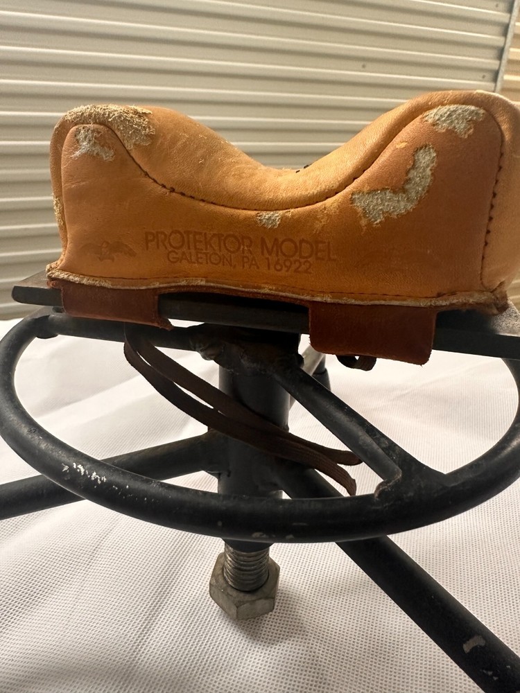 Handmade Rifle Shooting Stand – Outdoor Gun Range Accessory