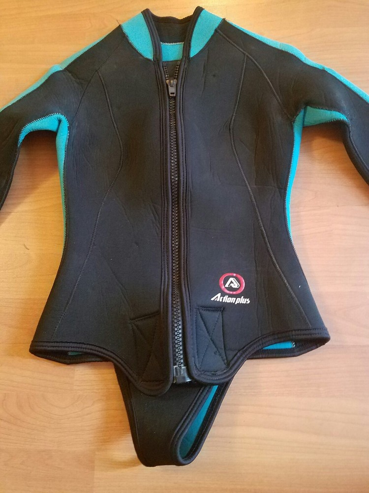 Action Plus WetSuit Scuba Dive size M