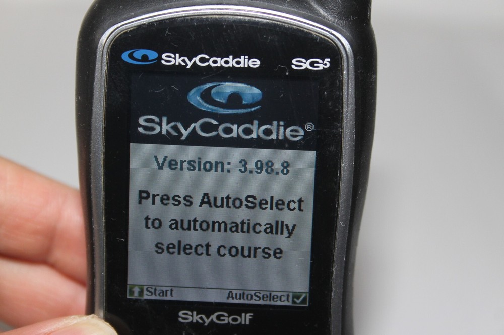 SkyCaddie SG5 Handheld Range Finder GPS