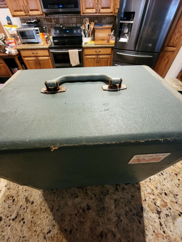 Vintage Argus 300 Automatic Slide Projector