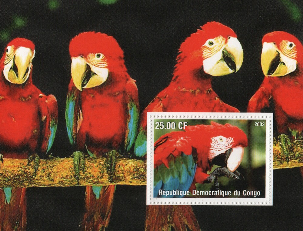 Parrot tropical bird 2002 MNH stamp sheetlet
