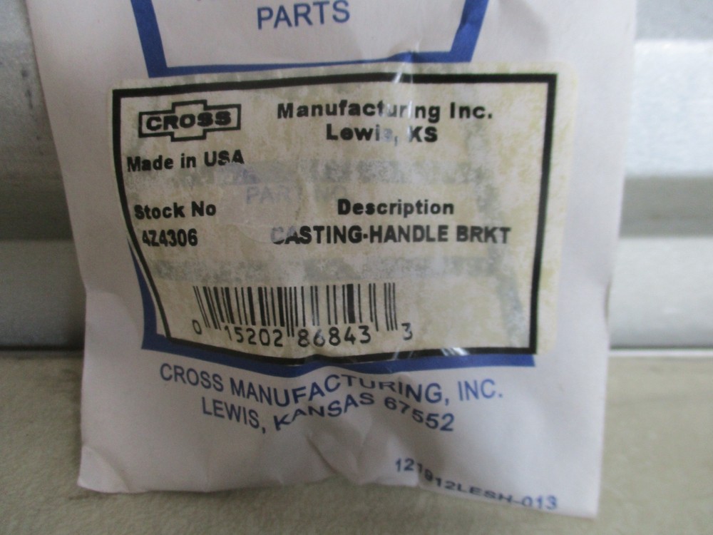 Cross Valve Lever Bracket 4Z4306