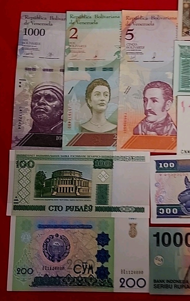 15 Pcs DIFFERENT World Paper Money Set/Lot - UNC From Bundle