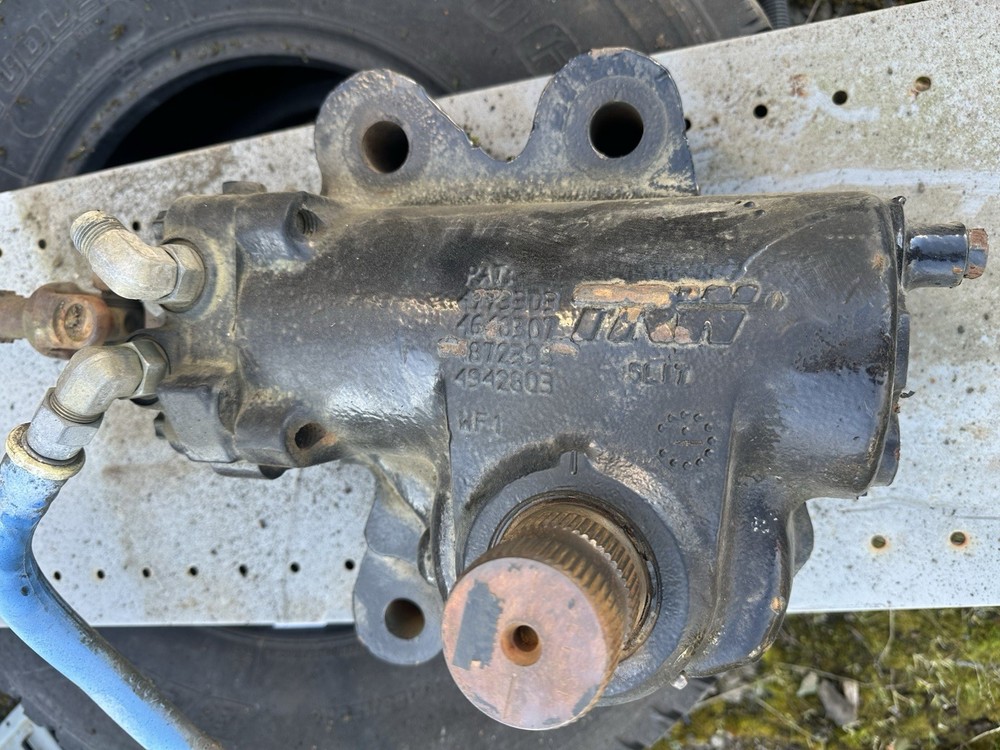 Freightliner FLD Steers Gear Box