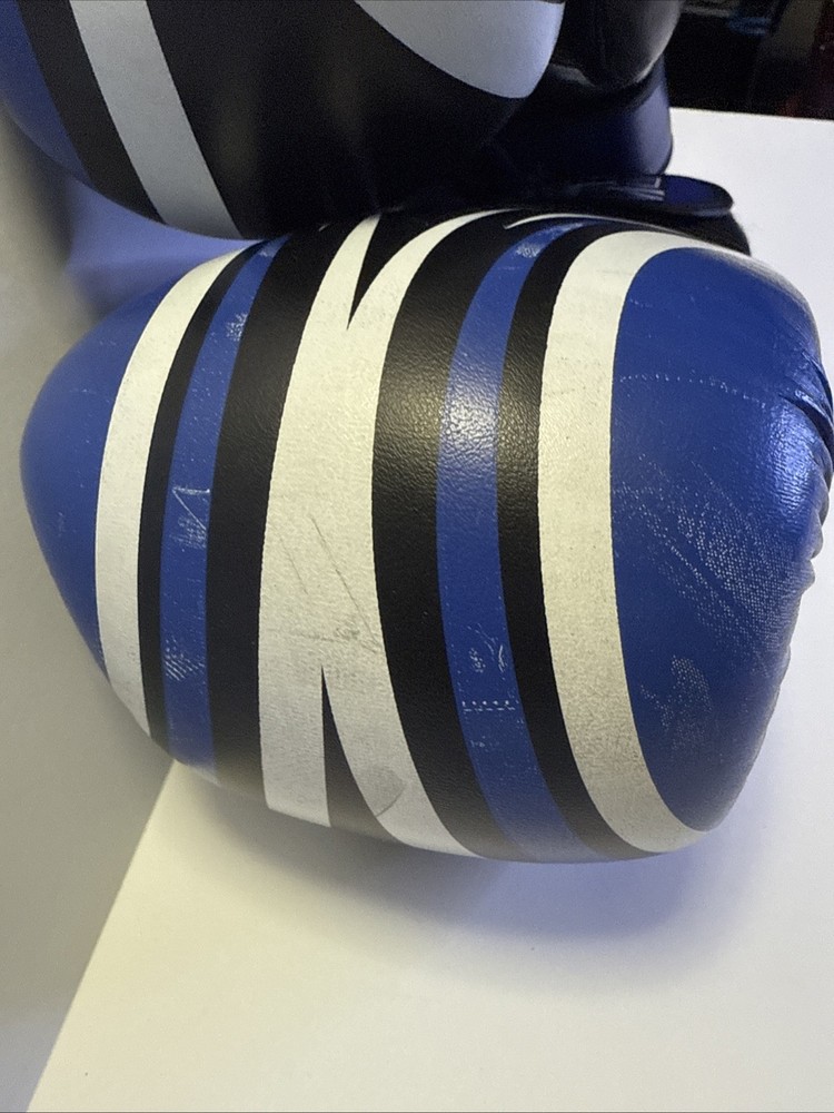 FIGHTER BOXING GLOVES 14-OZ PRE OWNED