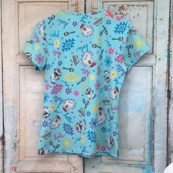 GT Performance Scrub Top~ Llama ~ Medium