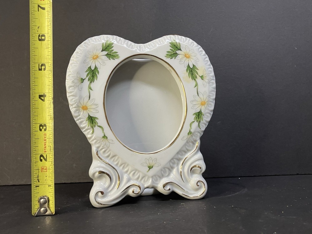 VTG Lefton Ceramic Frame Floral Heart