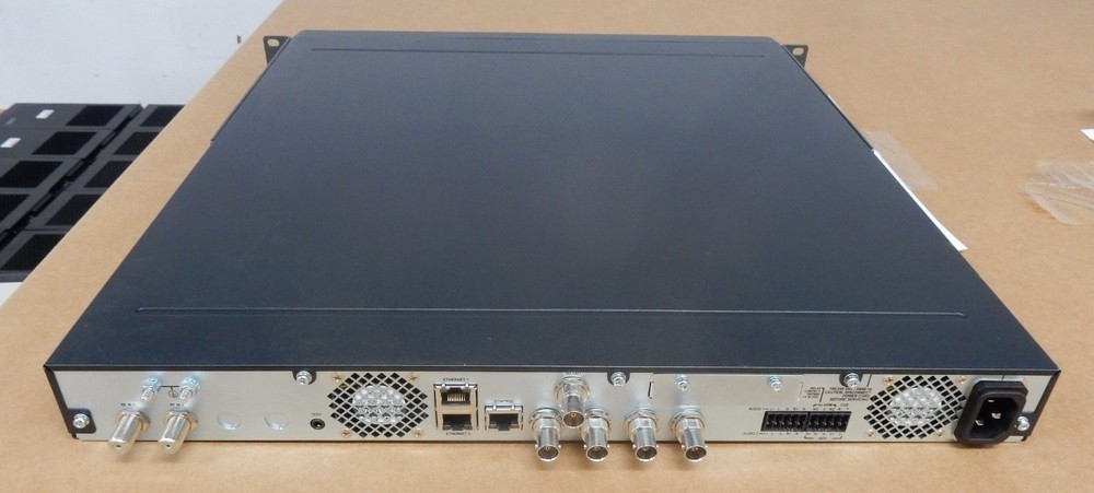 ARRIS DSR-4470 Commercial Integrated Receiver/Decoder - Flickered LCD screen