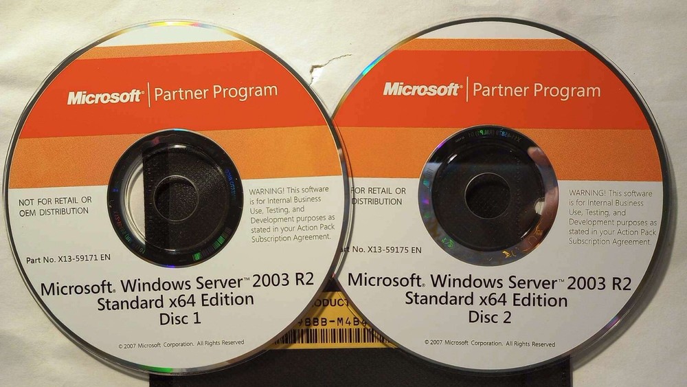 Windows Server 2003 R2 Standard x64 64 Bit Full Version w/ 3 Product Keys