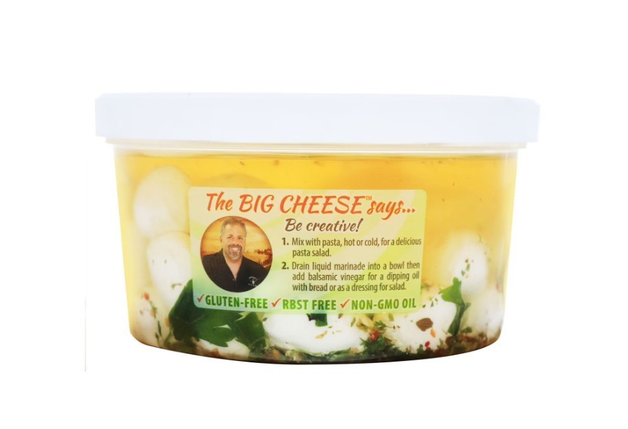 Formaggio Marinated Mozzarella Salad 28 oz.