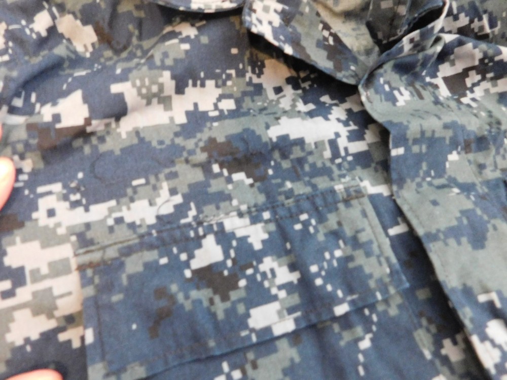 US NAVY WORKING BLOUSE SIZE SMALL - X LONG