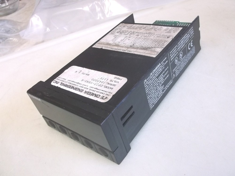 Omega DP25-VRMS-R True RMS Digital Voltmeter Panel-Mount Meter