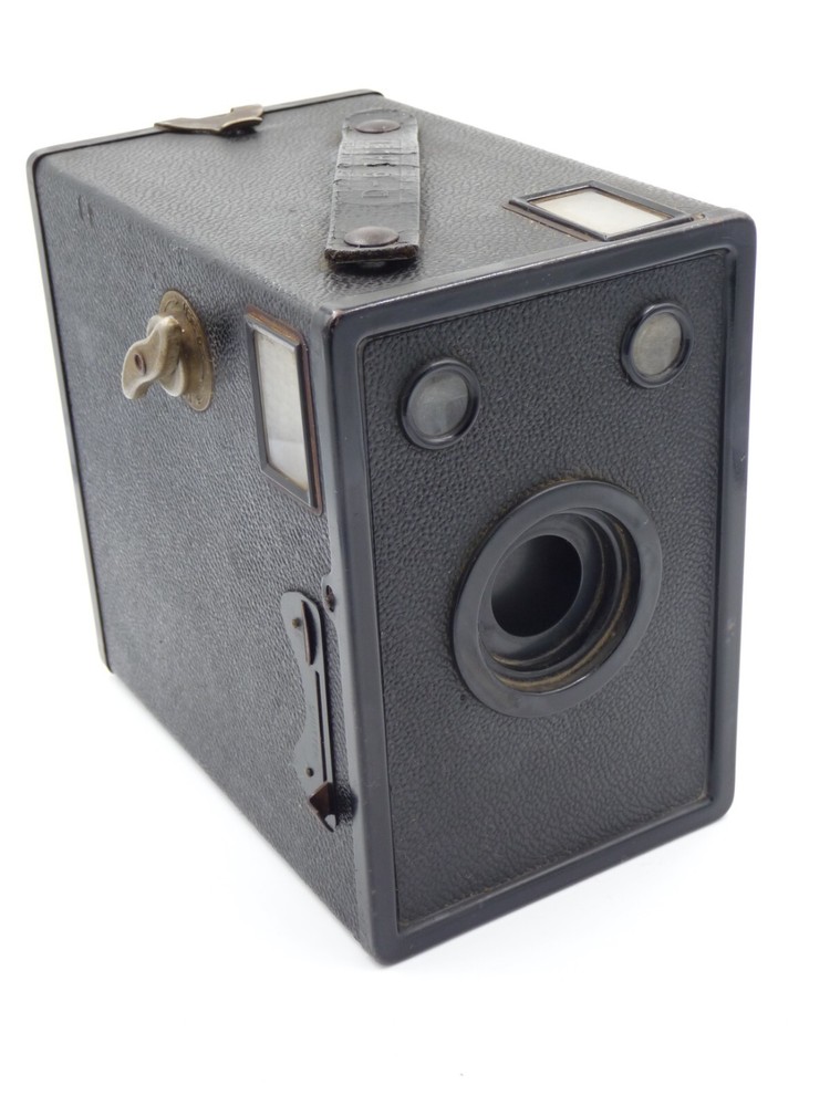 Agfa Ansco D-6 Cadet box camera