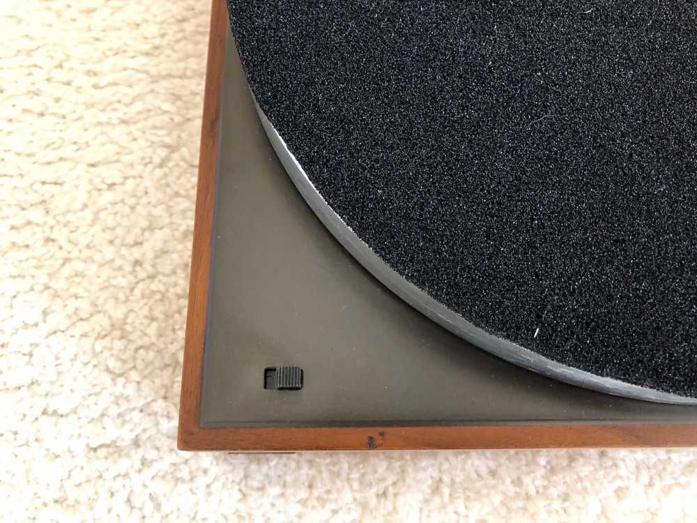 VINTAGE AR XA Belt Drive Turntable
